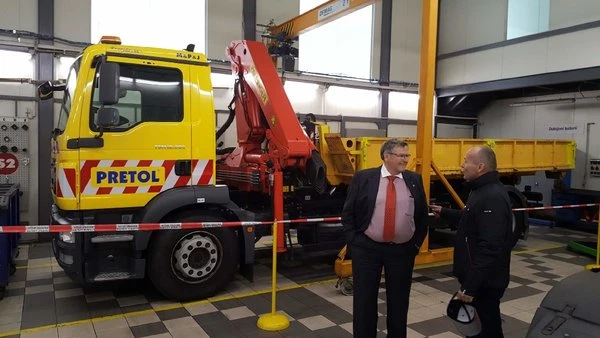 Regional council president of Vysočina visited PRETOL at the open day