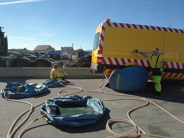  Lifting bags - necessary rescue equipment