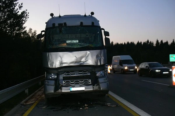 D1 highway accident holiday balance: small accidents of large cars have increased