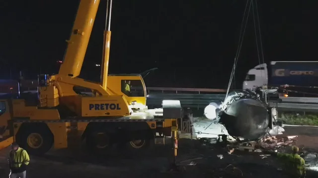 VIDEO: Night mass accident at 49 km D1